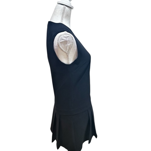 Zara Elegant Black mini sleeveless v neck Dress boxed pleat hem size small - Picture 9 of 12